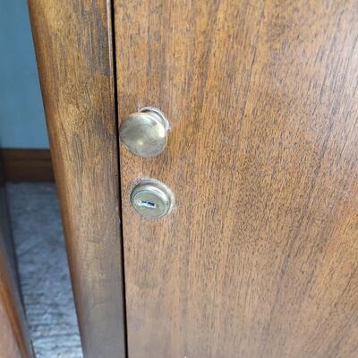 2 SOLID WOOD SIDE CABINET W/ KEY