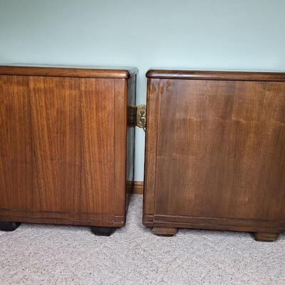 2 SOLID WOOD SIDE CABINET W/ KEY