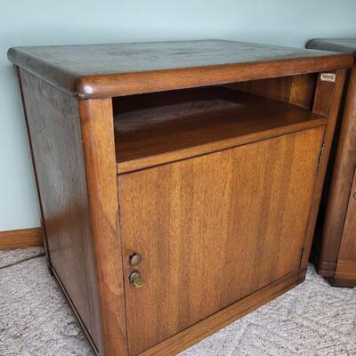 2 SOLID WOOD SIDE CABINET W/ KEY