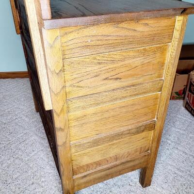BEAUTIFUL ANTIQUE HELMERS DRESSER W/ MIRROR