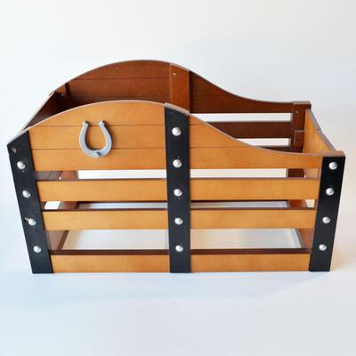 American Girl Horse Stall - Retired V6029