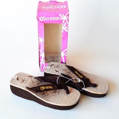 Corona Sandals Size Large Womens 9 / 10 - Thong 2' Heel
