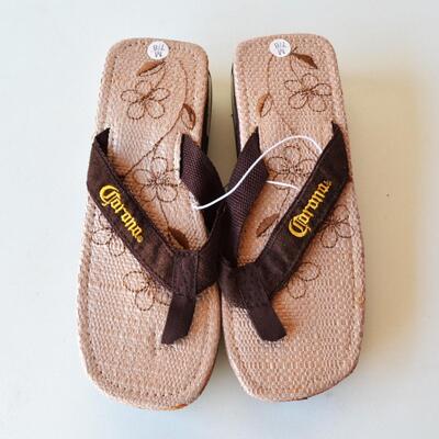 Corona Sandals Size Medium Womens 7 / 8 - Thong 2' Heel