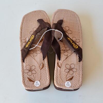 Corona Sandals Size Medium Womens 7 / 8 - Thong 2' Heel