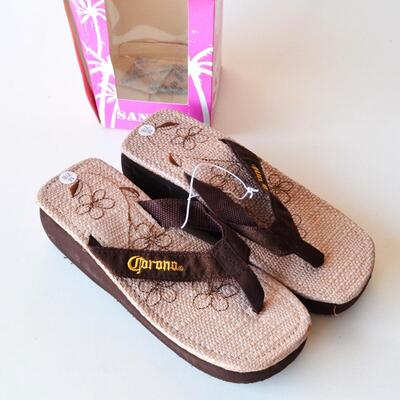 Corona Sandals Size Medium Womens 7 / 8 - Thong 2' Heel