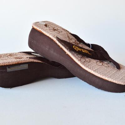 Corona Sandals Size Medium Womens 7 / 8 - Thong 2' Heel