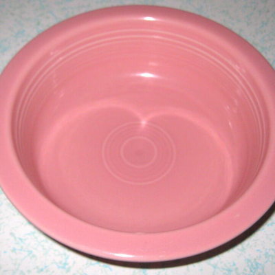 Lot 119 New Fiesta Ware Rose Pink Serving Bowl Fiestaware Retired