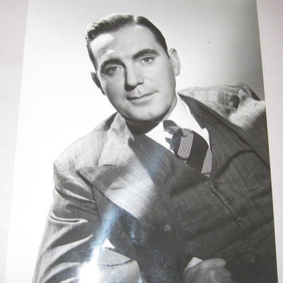 Lot 122 1940's Publicity Photo Actor Pat O'Brien Warner Bros George Hurrell