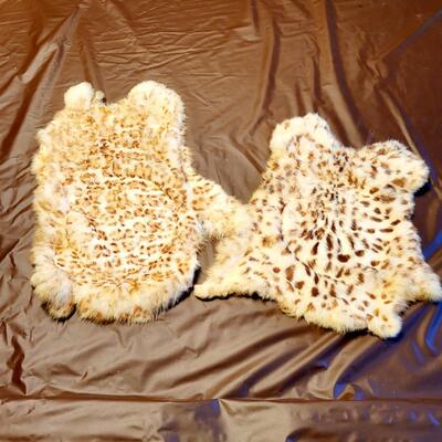 DYED RABBIT FUR 2 PC