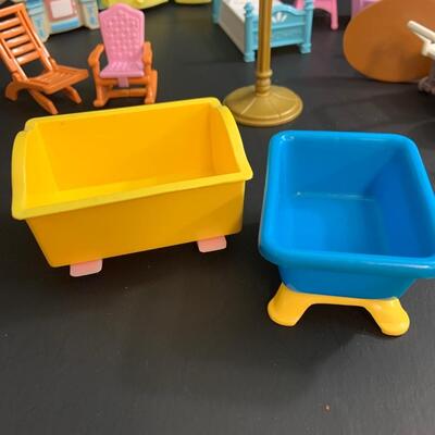 LOT:10G: Large Lot Assorted Doll Furniture