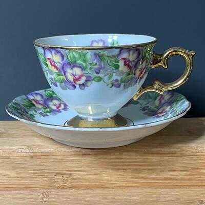 LOT 48J: Royal Seally China Tea Cup and Saucer Made in Japan