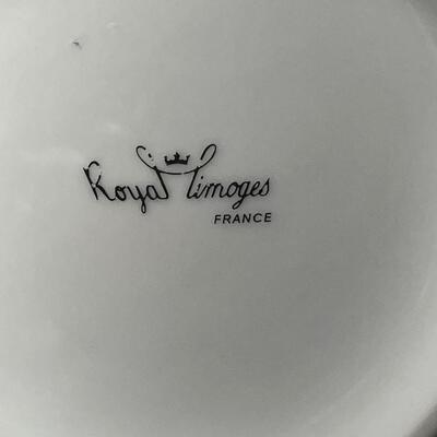 LOT 49J: Limoges Teapot Made in France