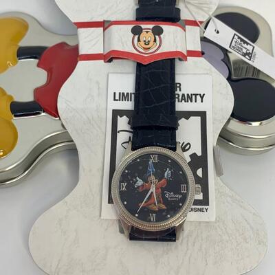 LOT 77R: Mickey Mouse Wizard Watch w/Tin