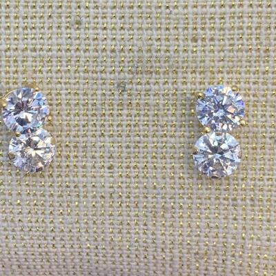 LOT:16: 18k over Sterling Silver 1 pair of Cubic Zirconia Stud Earrings ,no backs with 6 Cubic Zirconia Earring Danglers