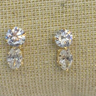 LOT:16: 18k over Sterling Silver 1 pair of Cubic Zirconia Stud Earrings ,no backs with 6 Cubic Zirconia Earring Danglers