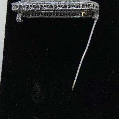 LOT:25: Antique Faux Diamond Emerald Filigree Brooch/Bar Pin