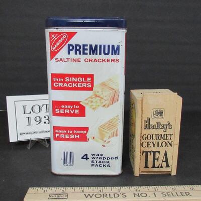 Nabisco Premium Crackers Tin and Tea Box