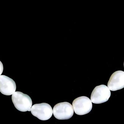 Freshwater Endless Pearl Necklace