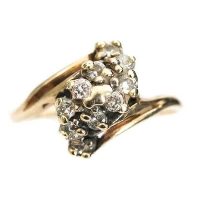 14k Yellow Gold Ring w/10 Diamonds Size 4