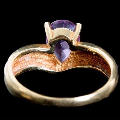 10k Yellow Gold & Amethyst Ring, Size 5.5