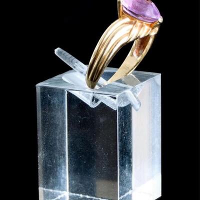 10k Yellow Gold & Amethyst Ring, Size 5.5