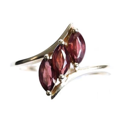 14k Yellow Gold & Tourmaline Ring, Size 5.5