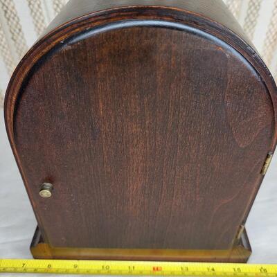 SETH THOMAS BEEHIVE MANTLE CLOCK (1900?)