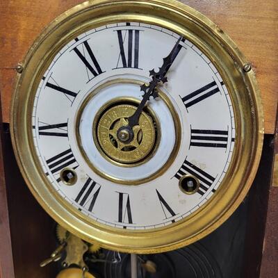 TURN OF THE CENTURY WOOD MANTLE CLOCK
