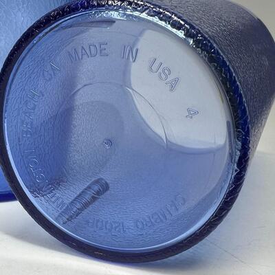 Lot of Texan & Cambro Hard Plastic Blue Drinking Cups