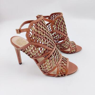 VINCE CAMUTO SHOES SIZE 8