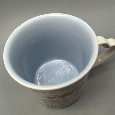 Retro American Greetings Stoneware Holly Hobbie Heart Shaped Handle Ceramic Mug