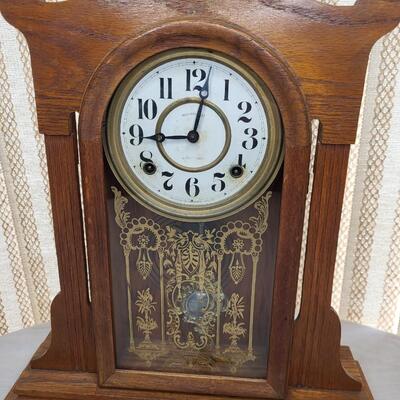 ANTIQUE INGRAHAM EIGHT DAY PENDULUM MANTLE CLOCK