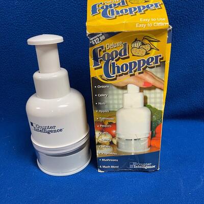 Counter Intelligence food chopper with box