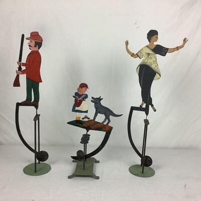 946 Set of Three Vintage Balancing Toys