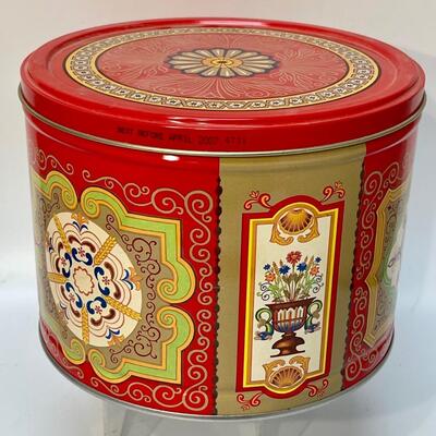 Vintage Style Red and Gold Round Nyakers Pepparkakor Cookie Decorative Tin