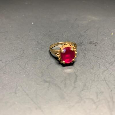 10kt gold ring