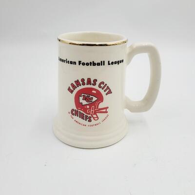 VINTAGE CHAMPIONSHIP CHIEFS FOOTBALL MUG