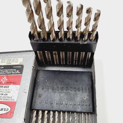 CLEVELAND TWIST DRILL SET WITH METAL CASE
