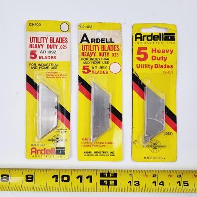 UTILITY KNIFE BUNDLE W/ EXTRAS