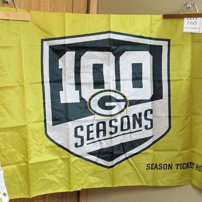 Green Bay Packers, Season Ticket Holders 100 Seasons Flag, Super Bowl Pennant/Pin, 1996/97 Team Photos