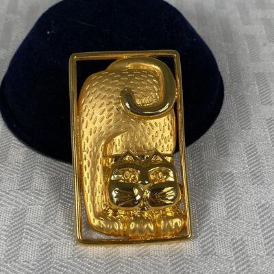 Gold Tone Shiny & Matte Cat Pin Brooch