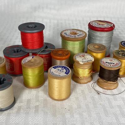 Vintage Wood Spools Sewing Thread Various Colors