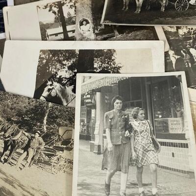 Small Lot of Vintage Antique Black and White Photos