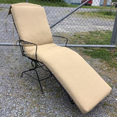 256 Wrought Iron Chaise Spring Lounge Chair by Woodard