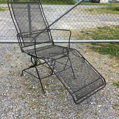 256 Wrought Iron Chaise Spring Lounge Chair by Woodard