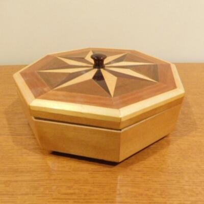 Guyana Tribal Crafted Wood Inlay Box