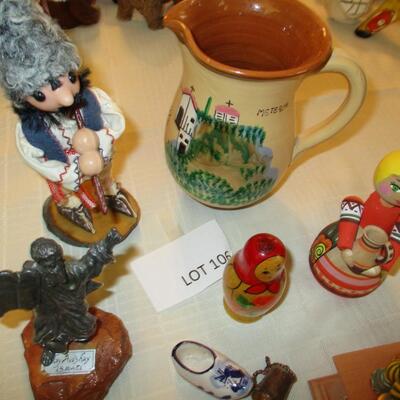 Figurines