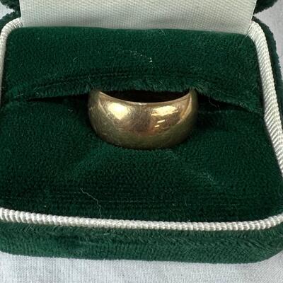 1002 14kt Yellow Gold Plain Wedding Band