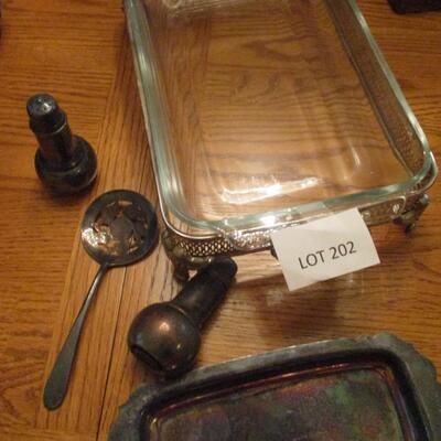 Kitchenware