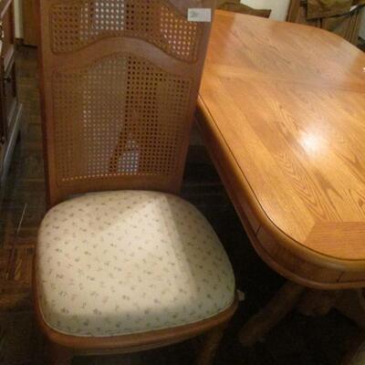 Formal Dining Table w/6 chairs